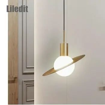 Modern LED oturma odası kolye aydınlatma armatürleri mutfak asılı lambalar Metal Gezegen şekli asılı ışıklar cam oturma odası kolye