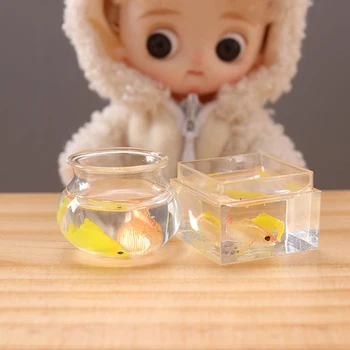 Dollhouse Minyatür Simülasyon Küçük Akvaryum Balığı Tankı Modeli DIY Aksesuarları Dekor Ev Süsleme Oyuncak Yaratıcı Reçine oyuncak balık tankı