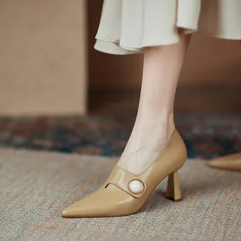 Sivri Burun Ayakkabı kadın Moda deri ayakkabı Bahar 2023 Yeni Moda İnci Yüksek Topuklu Zarif Kadın Topuklu iş ayakkabısı